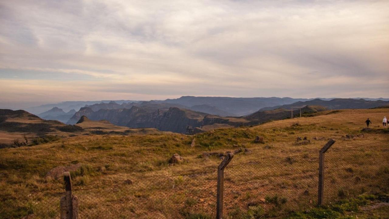 Отель Montanha Do Sol - Урубиси Экстерьер фото