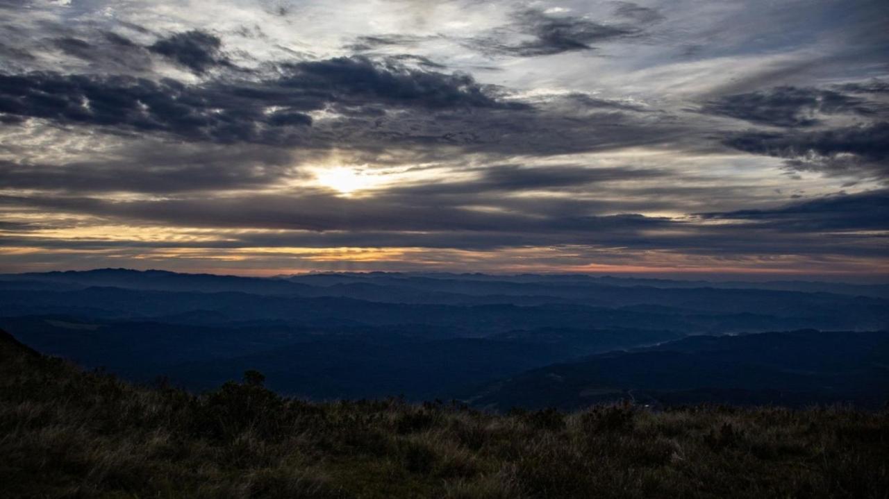Отель Montanha Do Sol - Урубиси Экстерьер фото